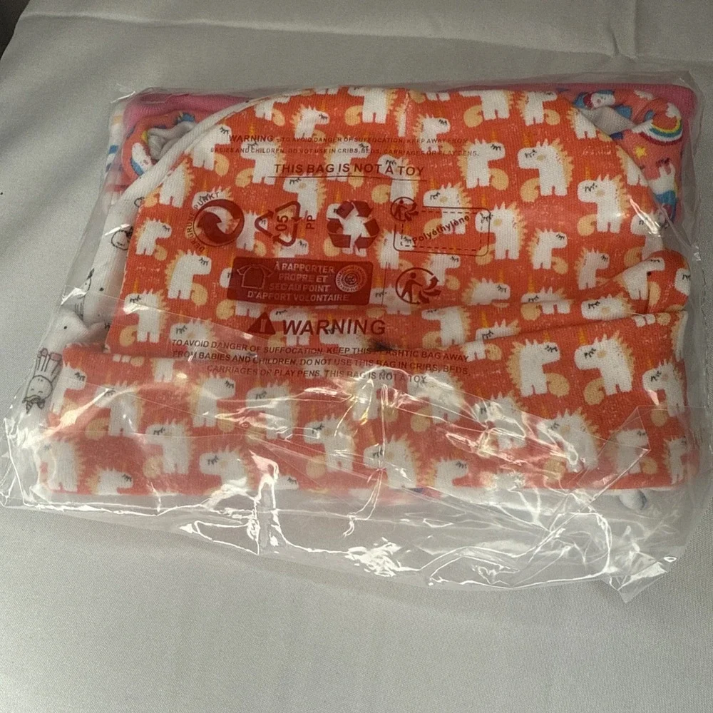 Kiddiezoom Soft Baby Caps 5 pcs/lot,  0-6 Month 100% Cotton, Unicorn‎ Theme, NEW